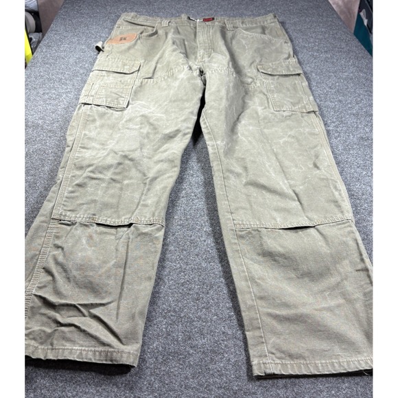 Wrangler Other - Wrangler Pants Men 40x34 Green RIGGS WORKWEAR Carpenter Cargo Ripstop Utility